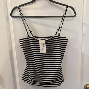 Evereve NWT! Medium Black/White Striped Ribbed “Evie” Tube Top $58